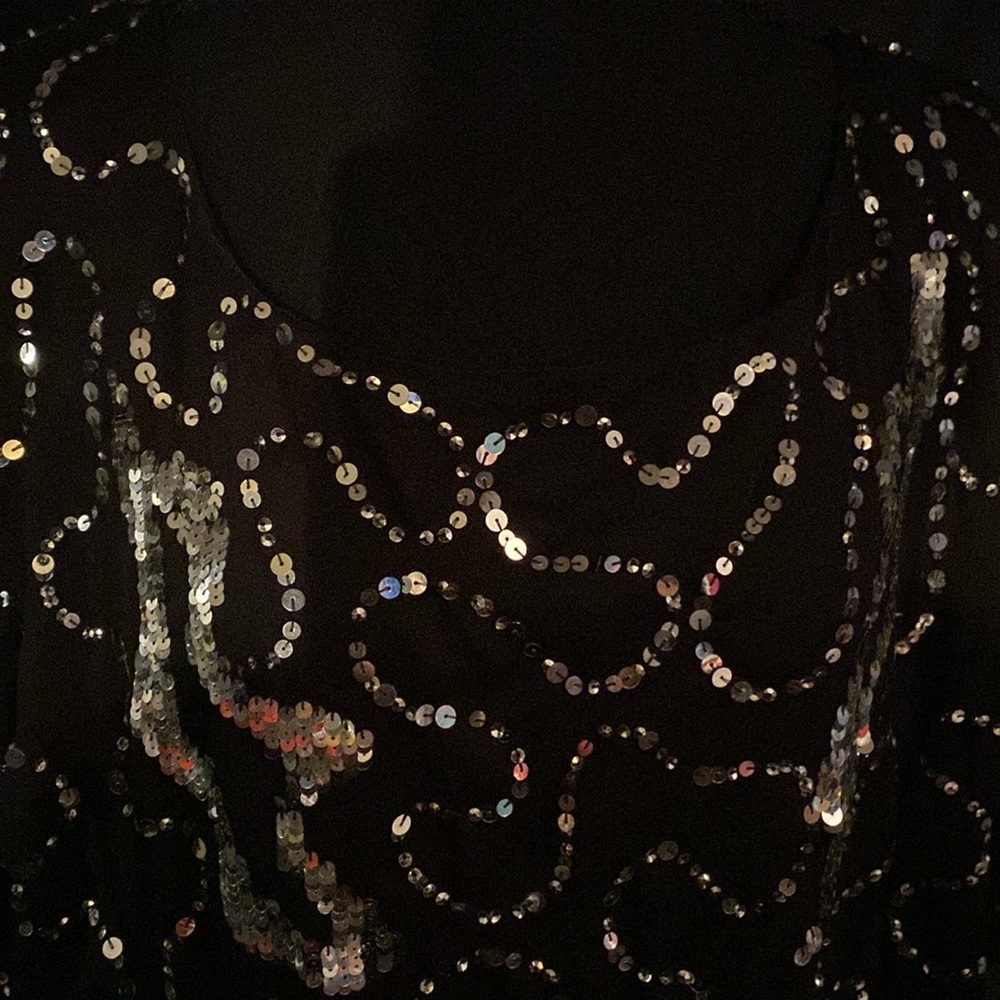 Beautiful and Classy Sparkly Dress!!!